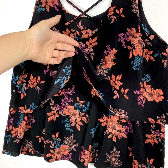 Torrid Black Floral Tiered Tank Top size 2 - Picture 8 of 12